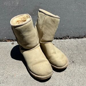 UGG Classic Short Shearling-Lined Boots - Cream